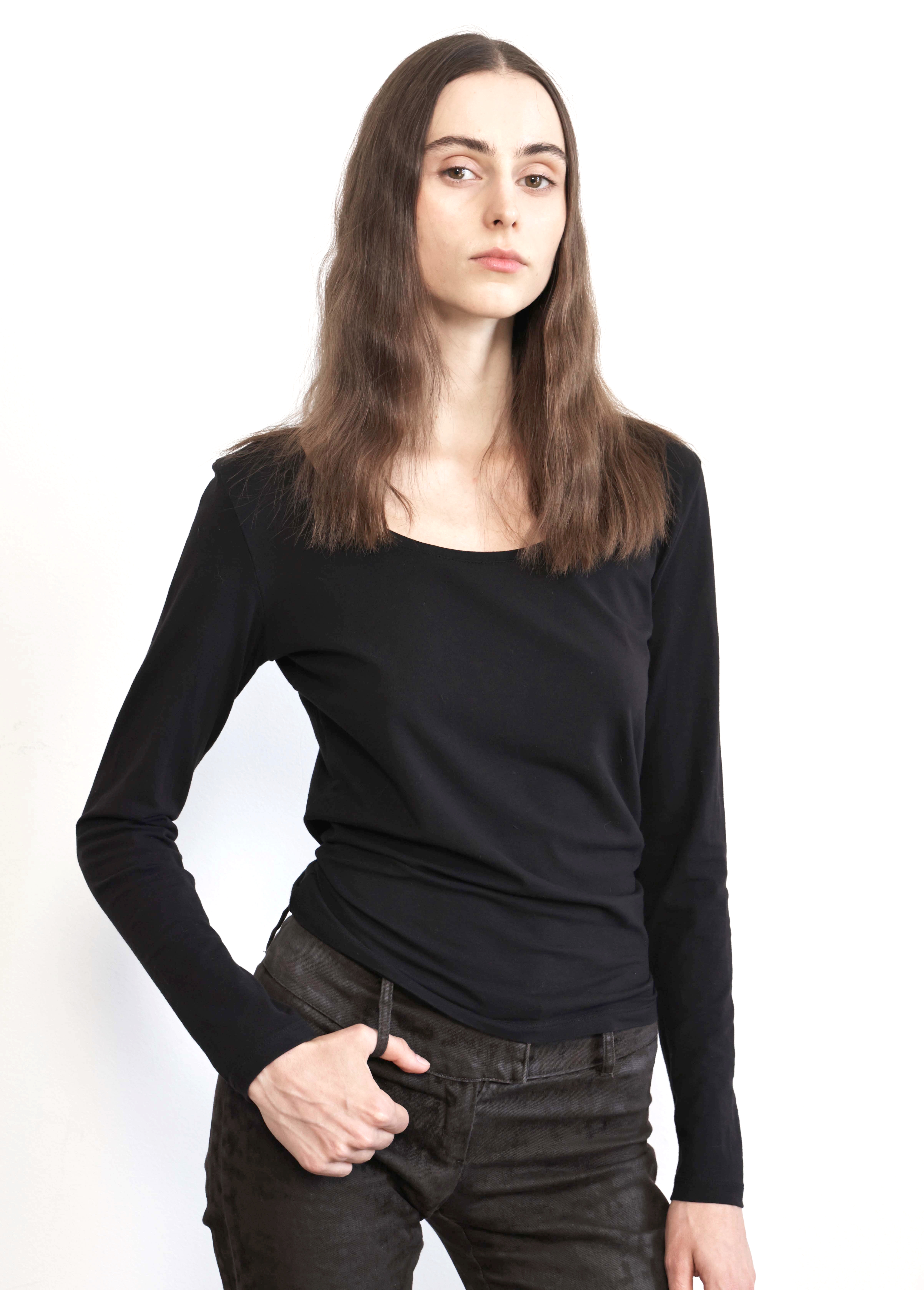 Ada Oz. | scout model agency